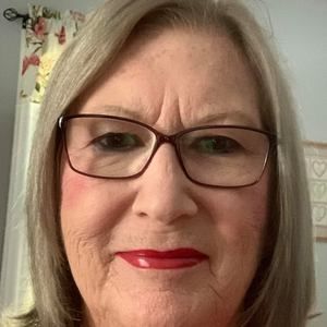 Meet your Posher, Sylvia